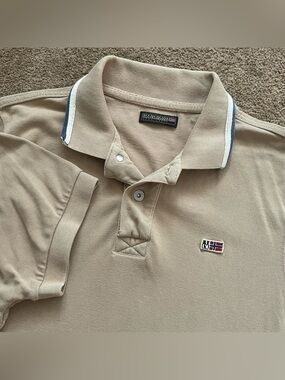 Vintage Napapijri Polo T-Shirt Casual Short Sleeve Cotton Men’s Sz Medium Beige